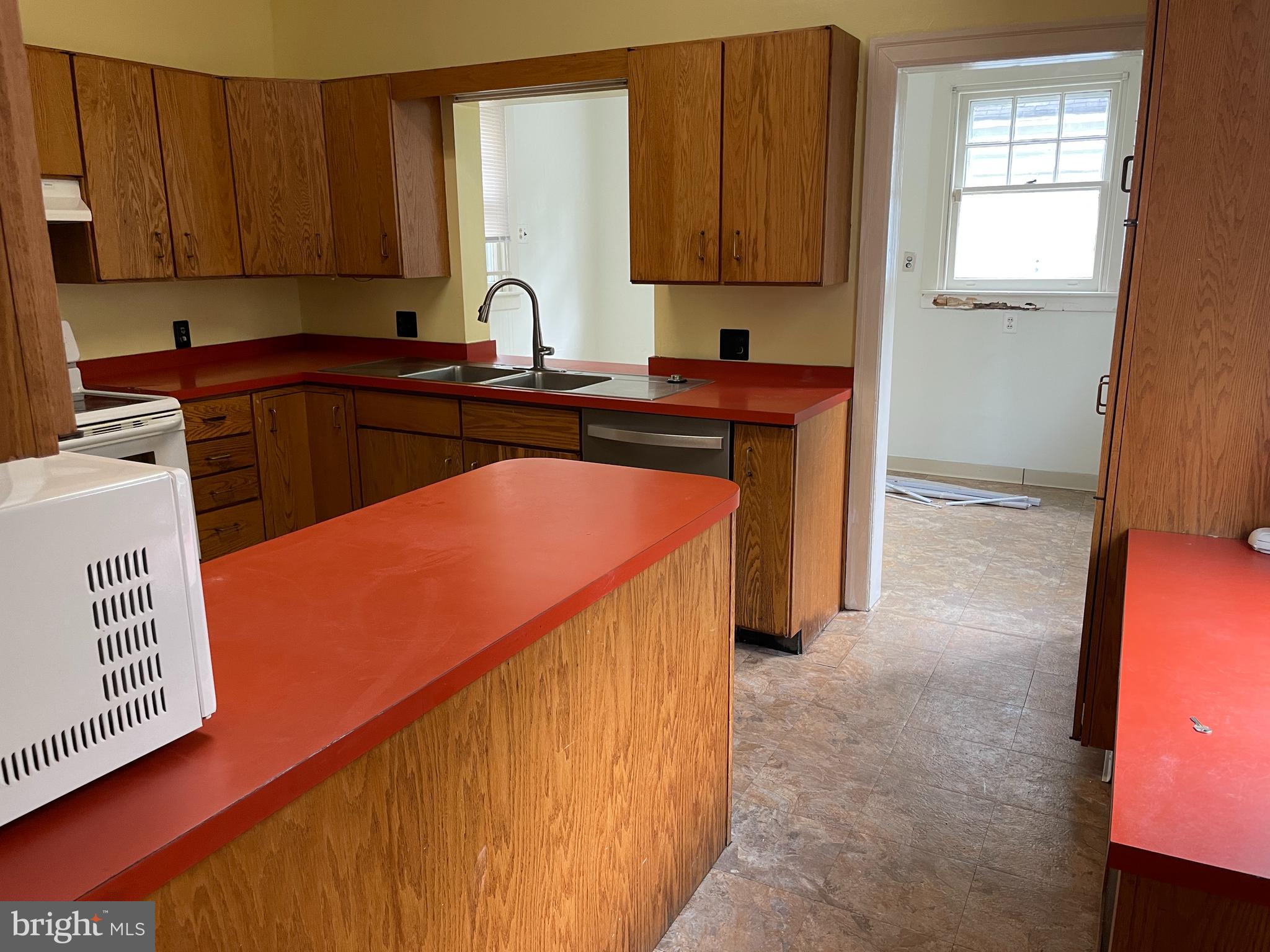 232 Valley Road Merion Station, PA 19066 - Photo 9 of 22