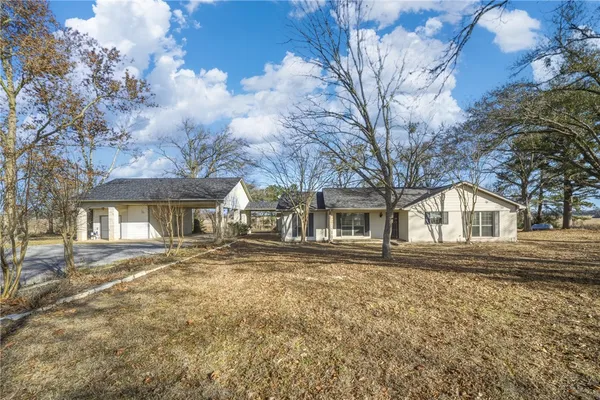 $582,000 | 2365 South Fm 46, Franklin, TX 77856
