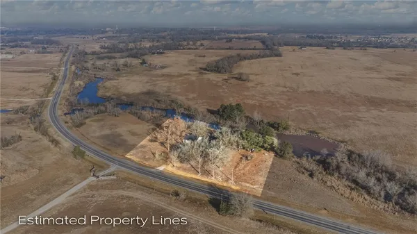 $582,000 | 2365 South Fm 46, Franklin, TX 77856