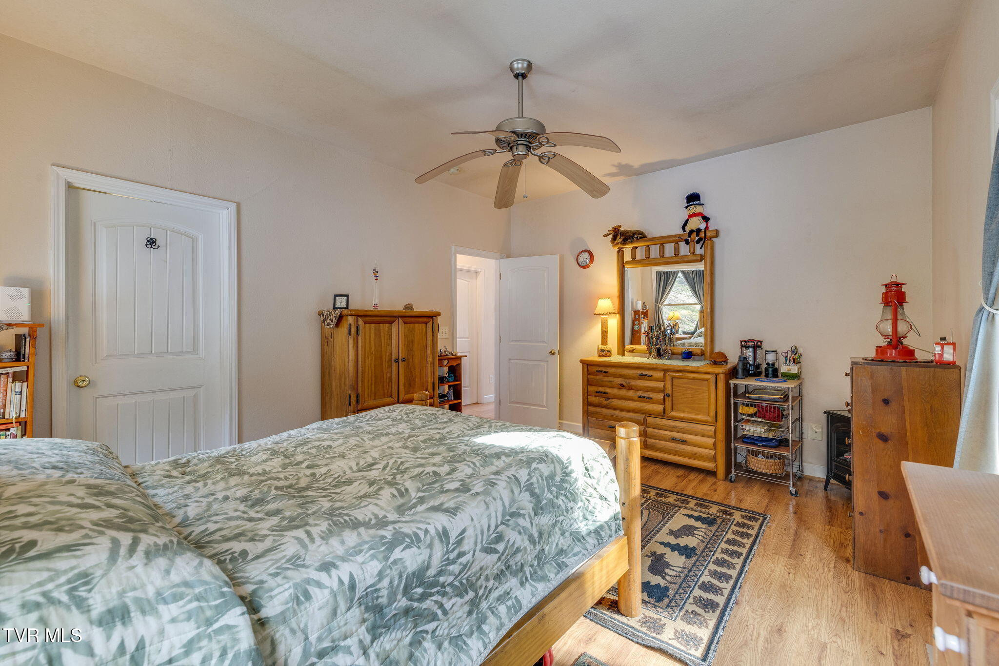 139 Charlie Harrell Lane Hampton, TN 37658 - Photo 17 of 42 015