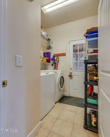 $339,000 | 139 Charlie Harrell Lane, Hampton, TN 37658