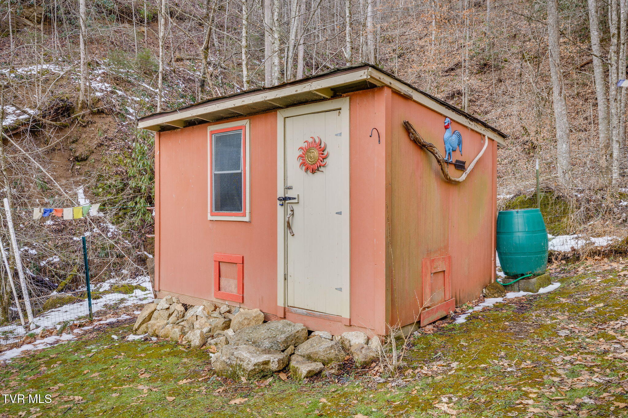 139 Charlie Harrell Lane Hampton, TN 37658 - Photo 33 of 42 034