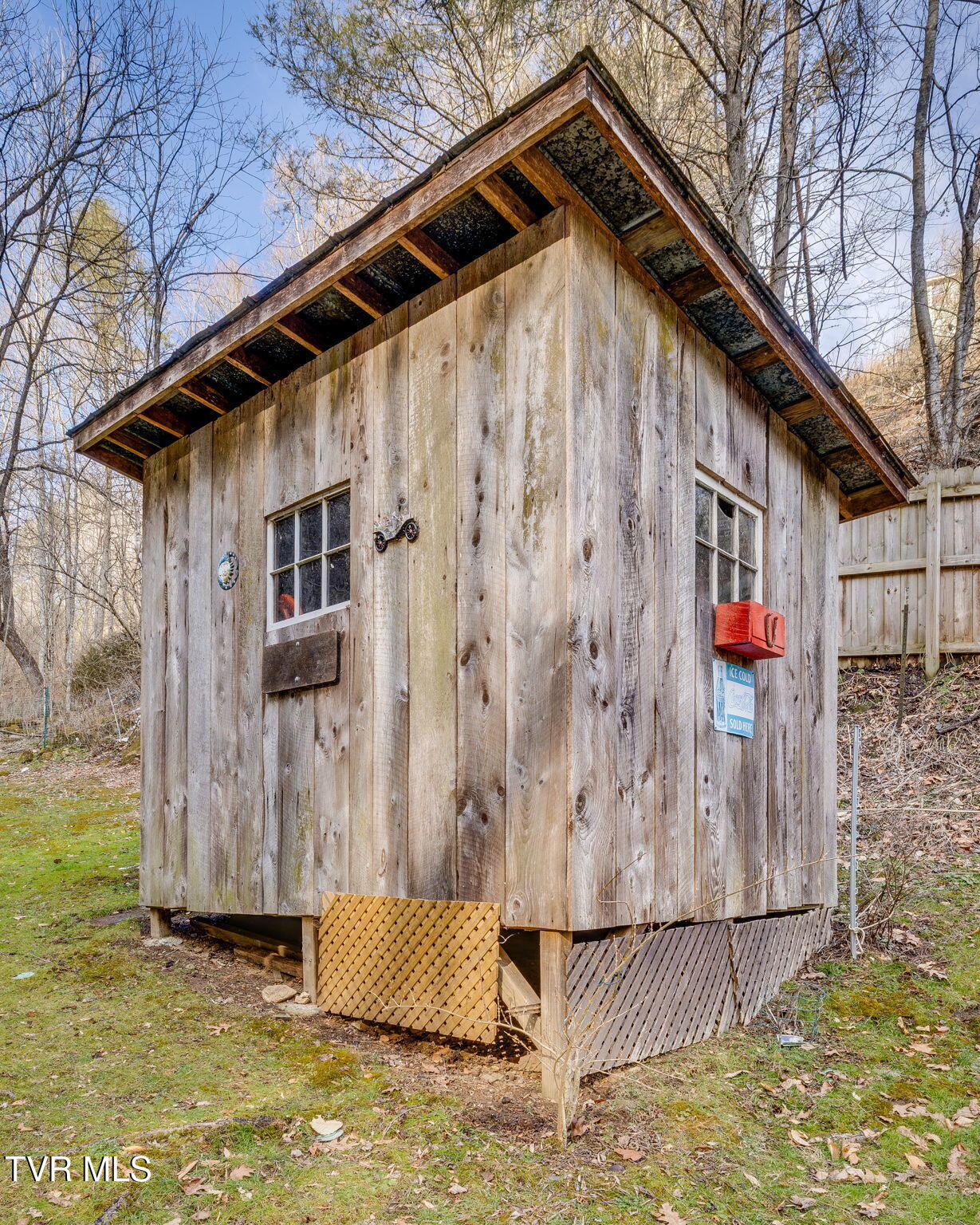 139 Charlie Harrell Lane Hampton, TN 37658 - Photo 34 of 42 033