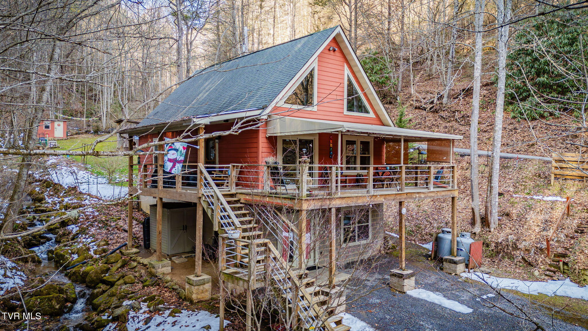 139 Charlie Harrell Lane Hampton, TN 37658 - Photo 42 of 42 003