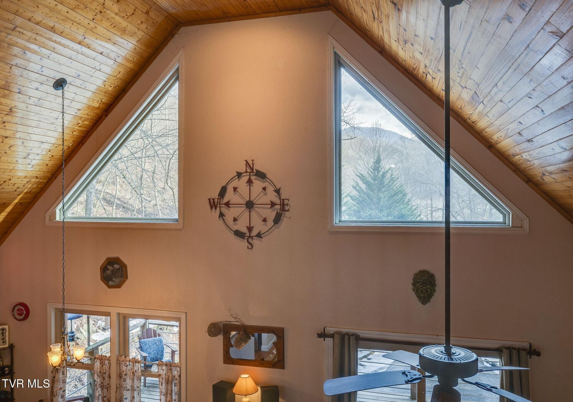 139 Charlie Harrell Lane Hampton, TN 37658 - Photo 8 of 42 025A