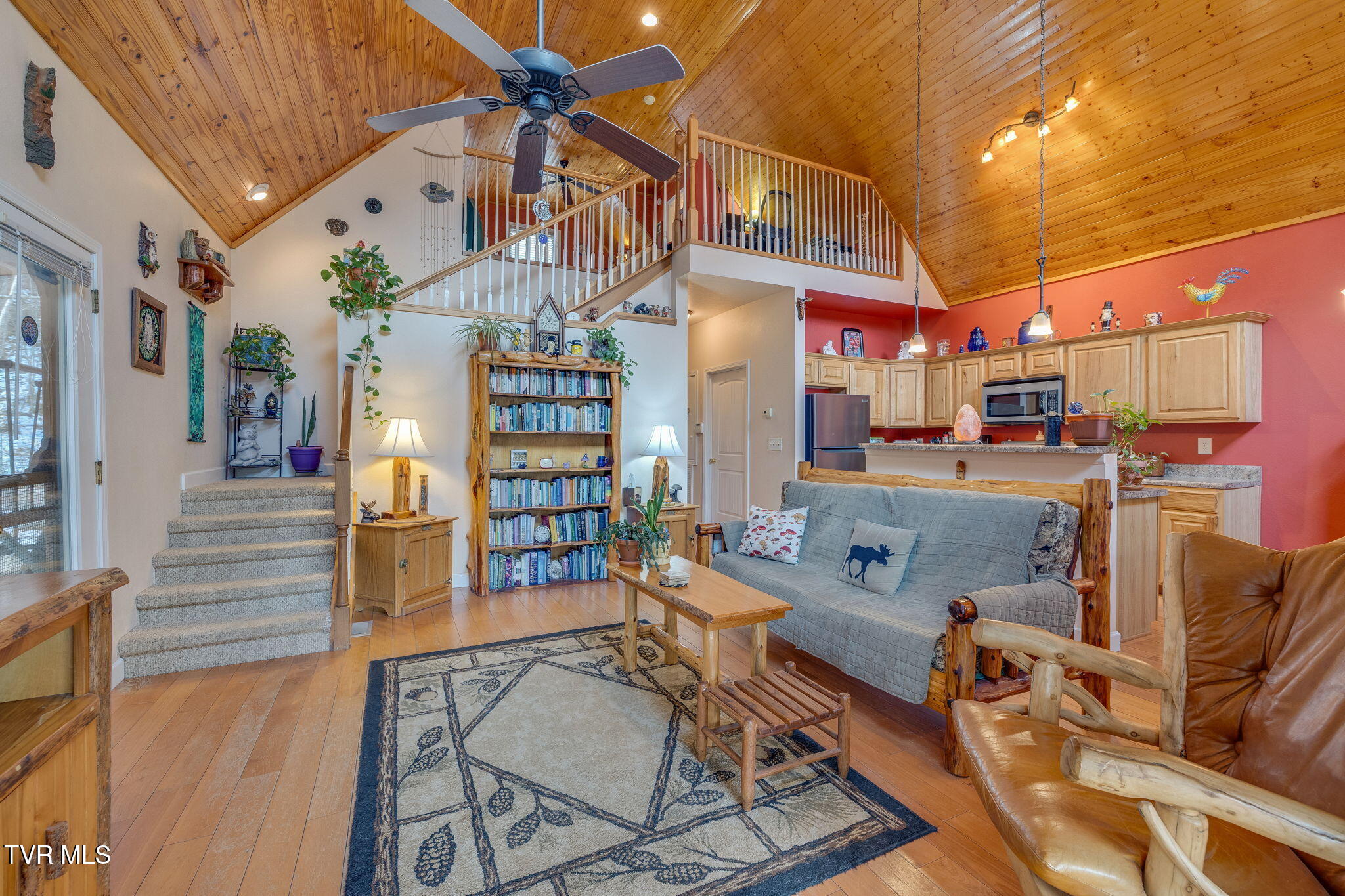 139 Charlie Harrell Lane Hampton, TN 37658 - Photo 10 of 42 008