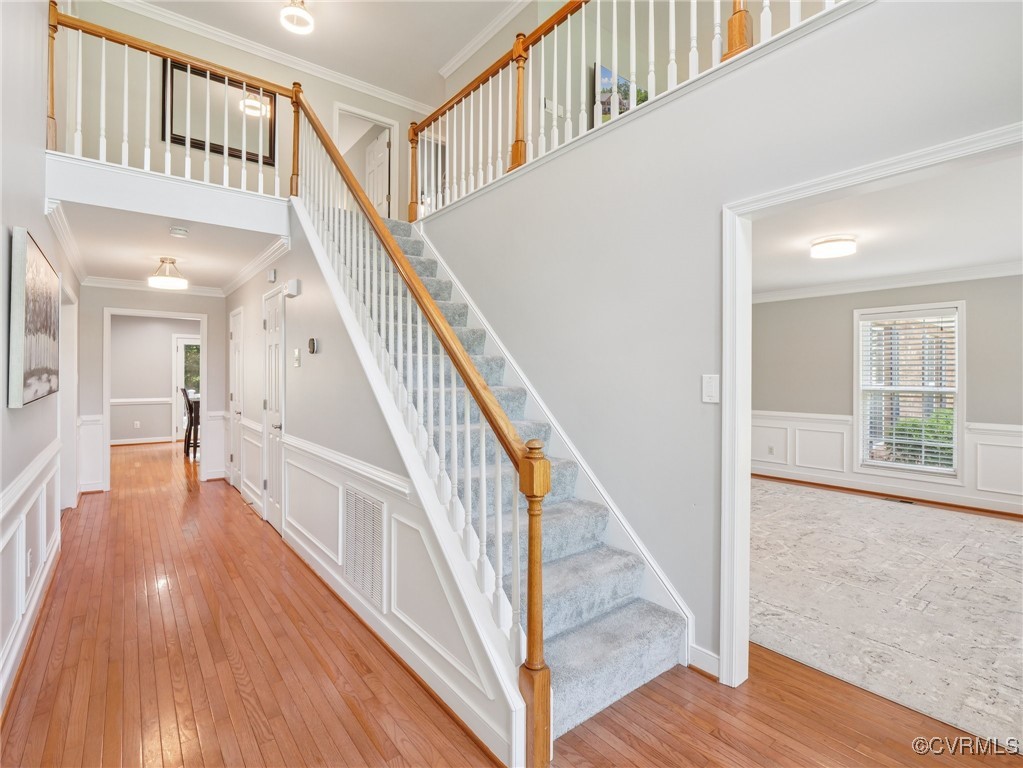 13625 Brandy Oaks Road Chesterfield, VA 23832 - Photo 3 of 42 2-story FOYER