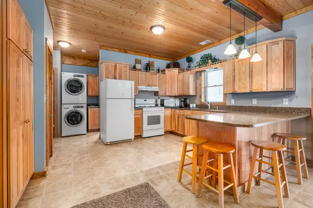 $599,000 | 9363 South Grow Road, Greenville, MI 48838