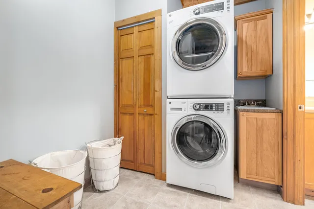 $599,000 | 9363 South Grow Road, Greenville, MI 48838