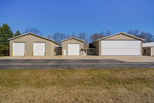 $599,000 | 9363 South Grow Road, Greenville, MI 48838