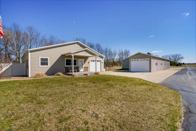 $599,000 | 9363 South Grow Road, Greenville, MI 48838