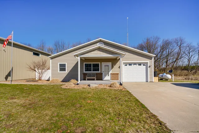 $599,000 | 9363 South Grow Road, Greenville, MI 48838