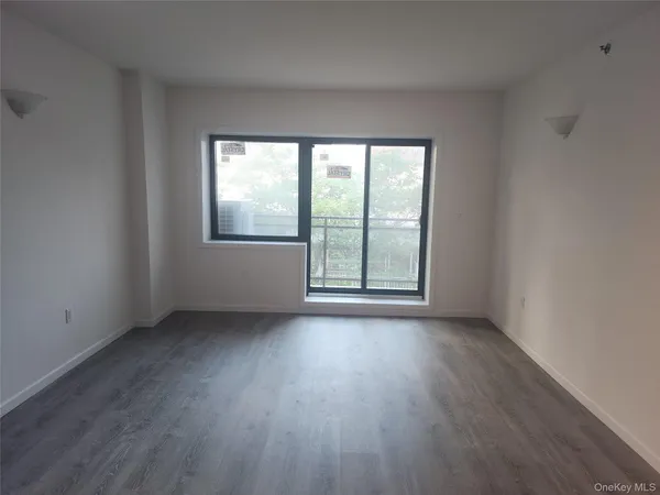 $3,700 | 97-30 64th Avenue, Unit 3C | Rego Park