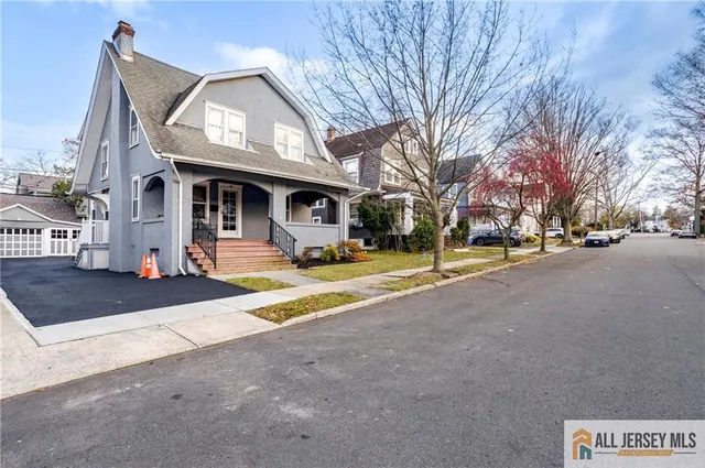 $595,000 | 37 North 7th Avenue, Highland Park, NJ 08904