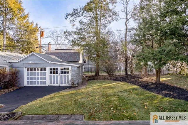 $595,000 | 37 North 7th Avenue, Highland Park, NJ 08904