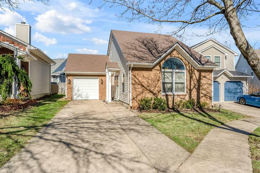 641 Declaration Court Lexington, KY 40509 - Photo 3 of 36 tempImageUGhF9C