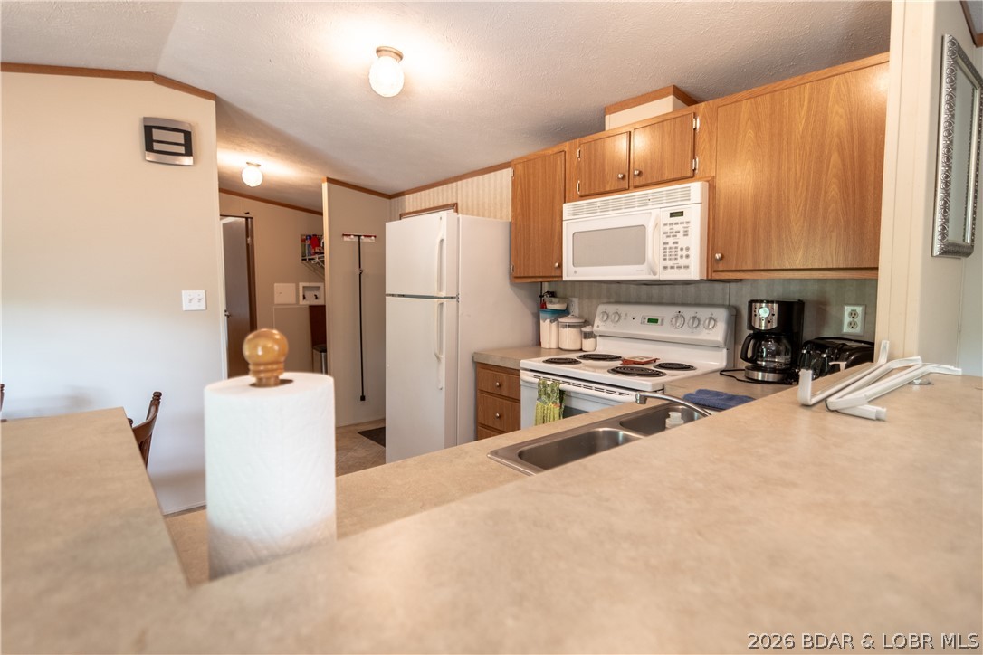 33654 Navaho Point Road Stover, MO 65078 - Photo 16 of 33 Gallery Image 16