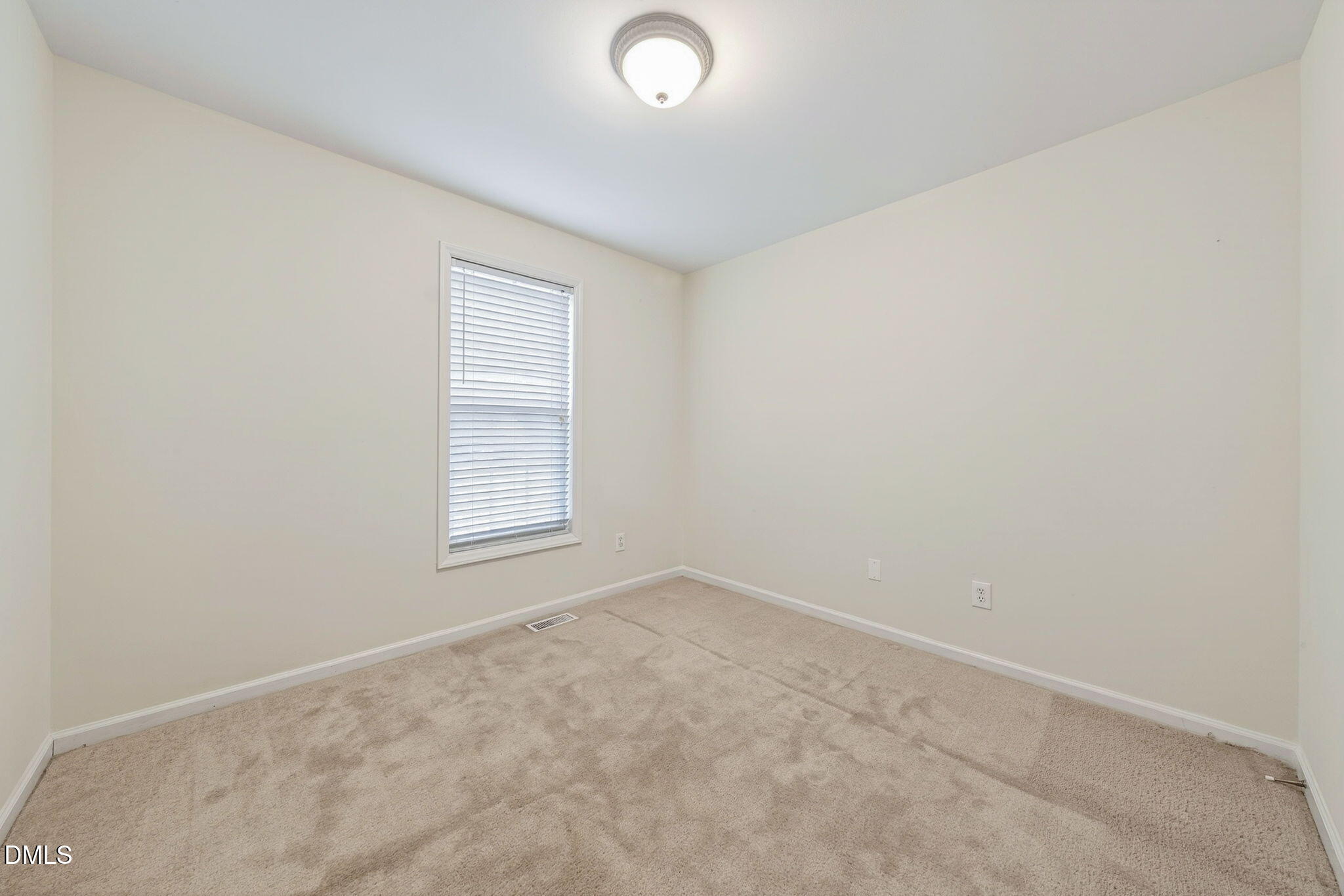 503 Forge Road Durham, NC 27713 - Photo 13 of 20 25-web-or-mls-503 Forge Road (28 of 37)