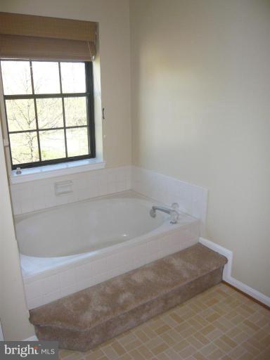 8605 Pin Oak Drive Springfield, VA 22153 - Photo 5 of 25 Master Bath #2