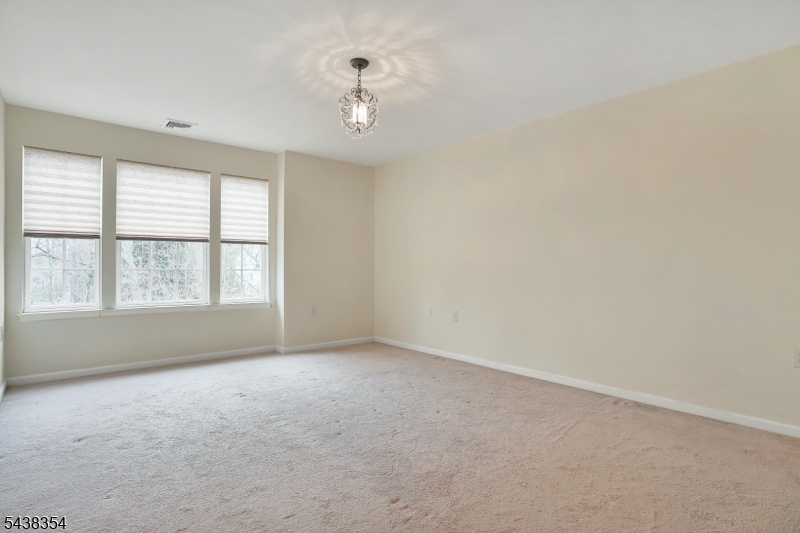 308 Rotando Way Morris Plains, NJ 07950 - Photo 16 of 28