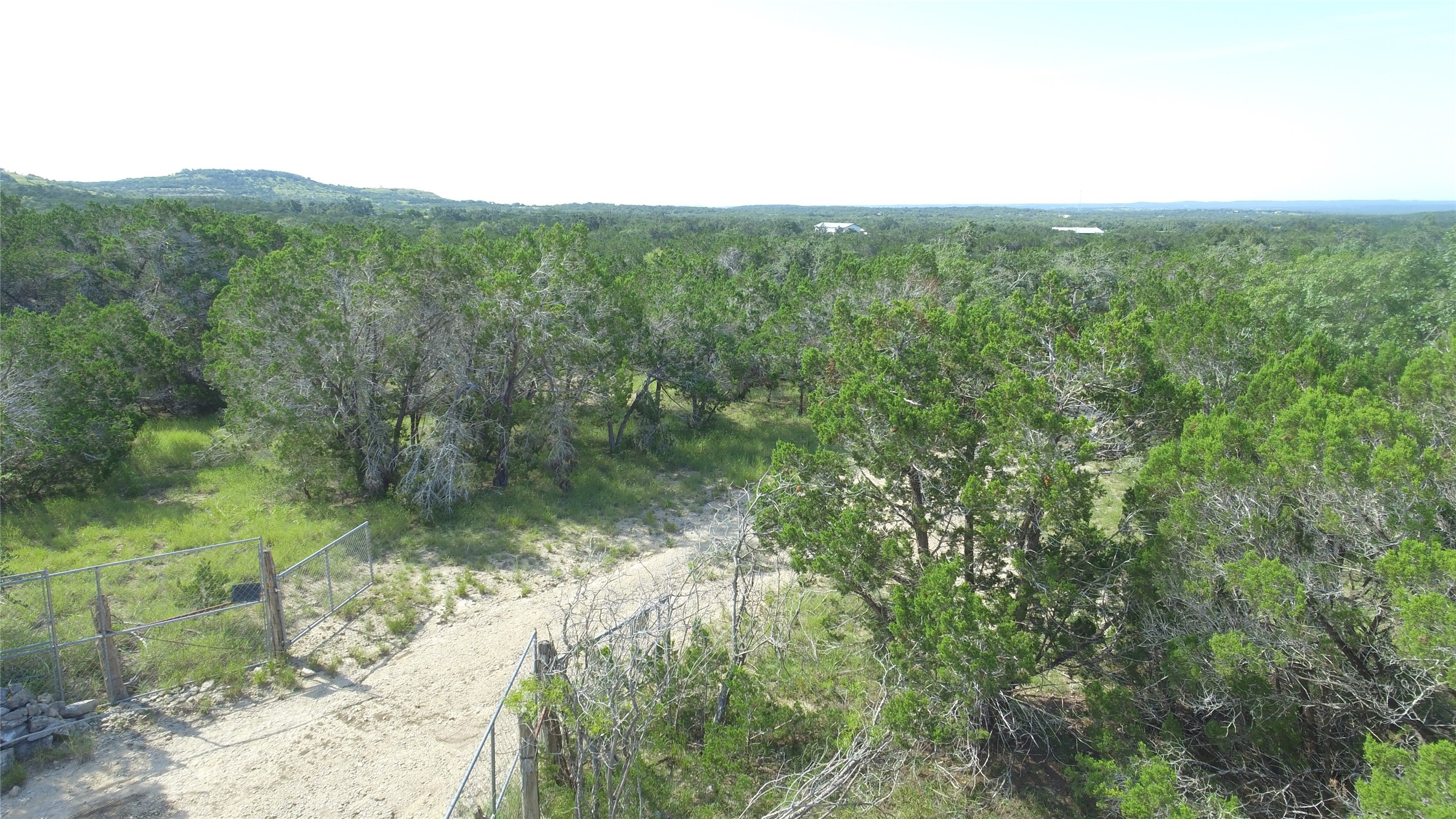 932 High Country Road Blanco, TX 78606 - Photo 6 of 23