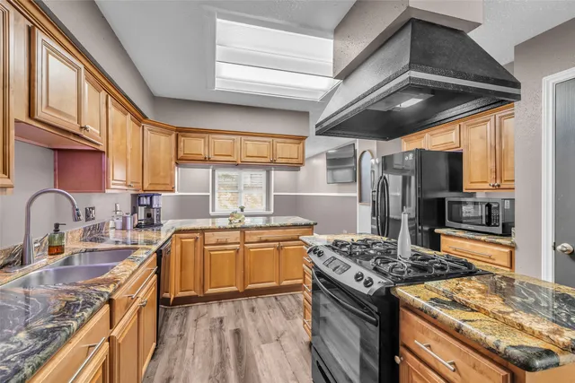 $284,900 | 17306 Chapel Pine Street, Spring, TX 77379