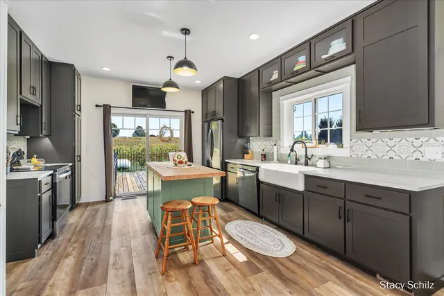 $399,900 | 4602 East State Road, Hastings, MI 49058