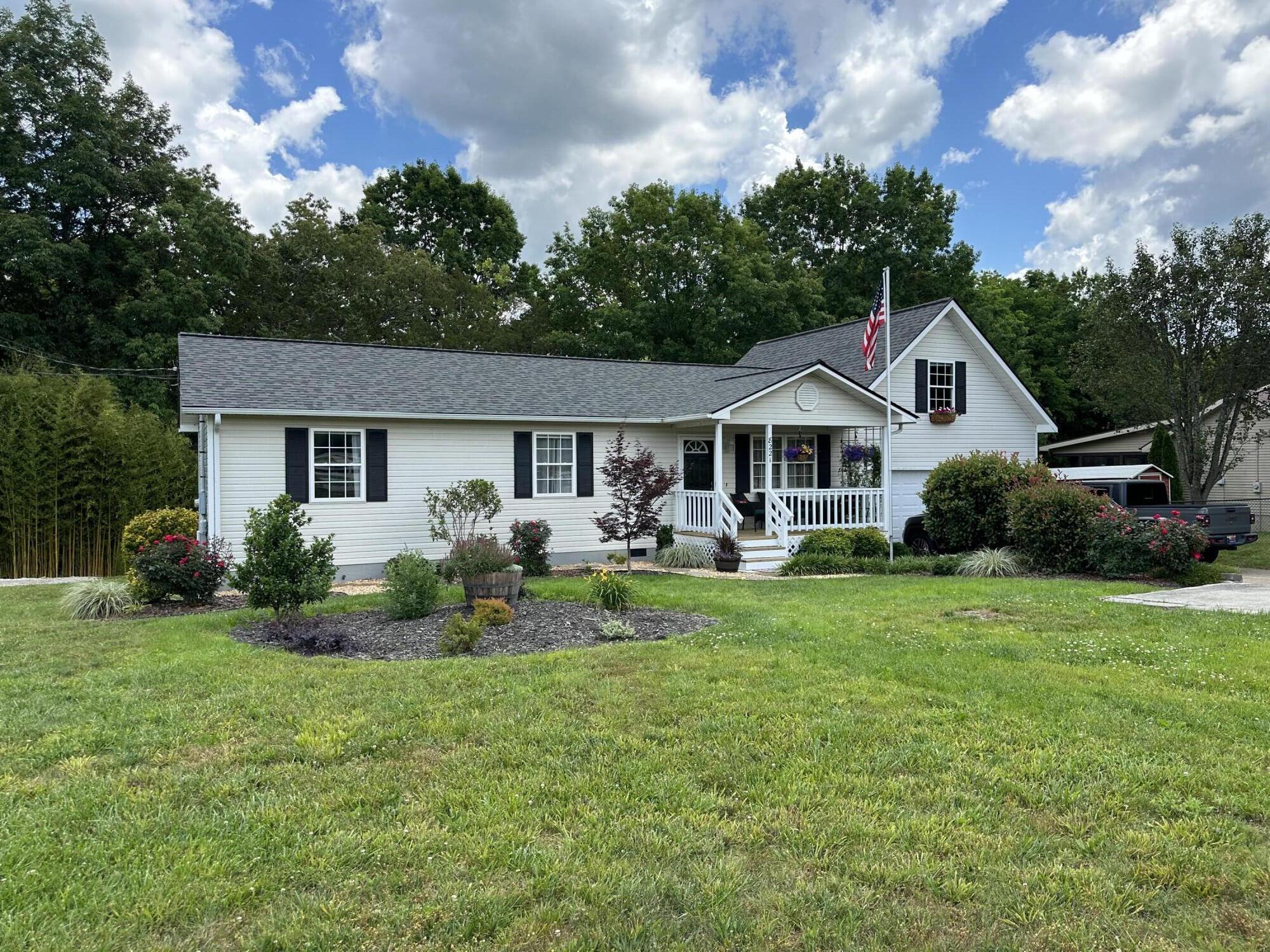 8221 Providence Road Ooltewah, TN 37363 - Photo 15 of 73 B571E7E7-EF21-4604-BA25-19E23B6F76DB