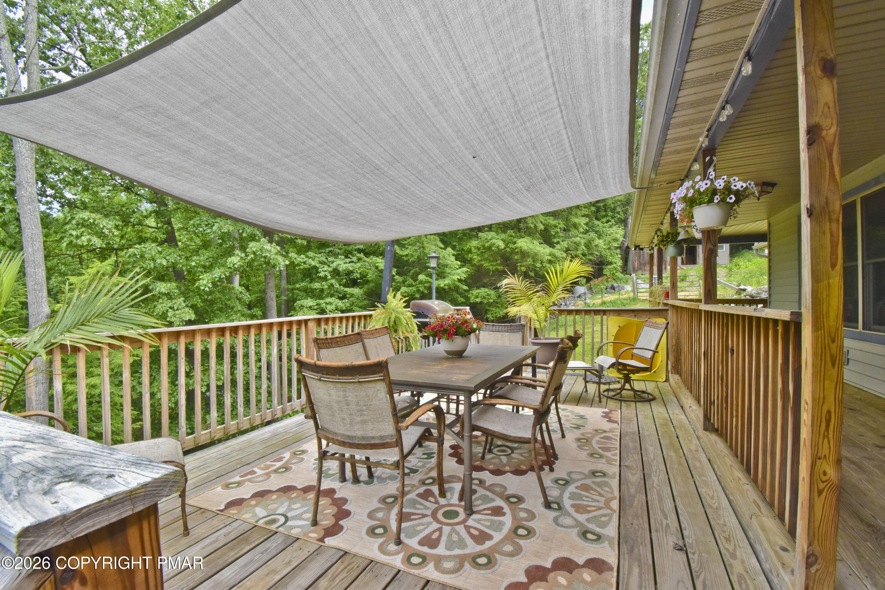 186 Quiet Valley Road Stroudsburg, PA 18360 - Photo 38 of 64 14 Deck (1)