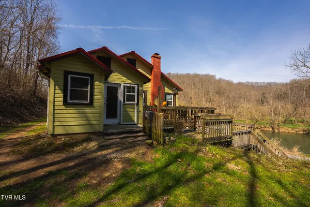 $499,000 | 9950 Chestnut Ridge Road, Eidson, TN 37731