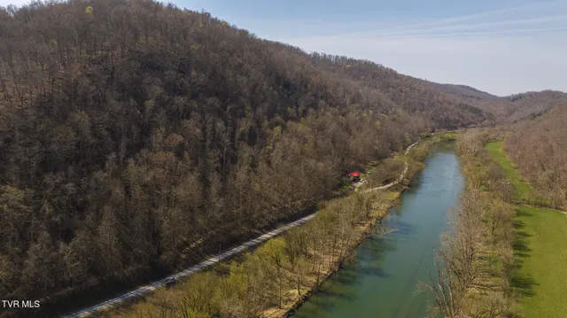 $499,000 | 9950 Chestnut Ridge Road, Eidson, TN 37731