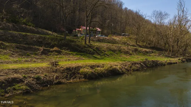 $499,000 | 9950 Chestnut Ridge Road, Eidson, TN 37731