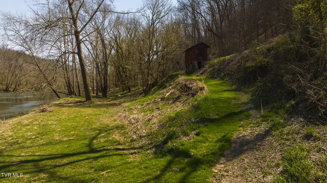 $499,000 | 9950 Chestnut Ridge Road, Eidson, TN 37731