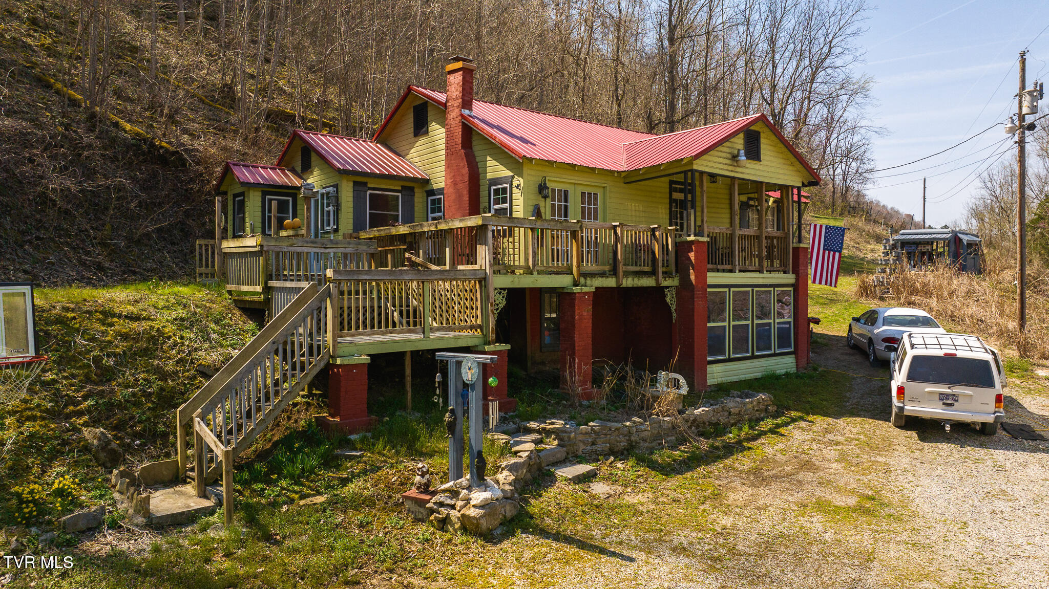 9950 Chestnut Ridge Road Eidson, TN 37731 - Photo 40 of 63 DJI_20250328122303_0886_D