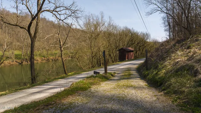 $499,000 | 9950 Chestnut Ridge Road, Eidson, TN 37731