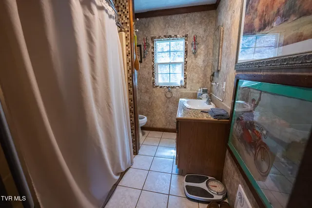 $499,000 | 9950 Chestnut Ridge Road, Eidson, TN 37731