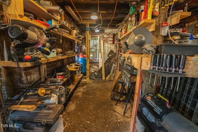 $499,000 | 9950 Chestnut Ridge Road, Eidson, TN 37731