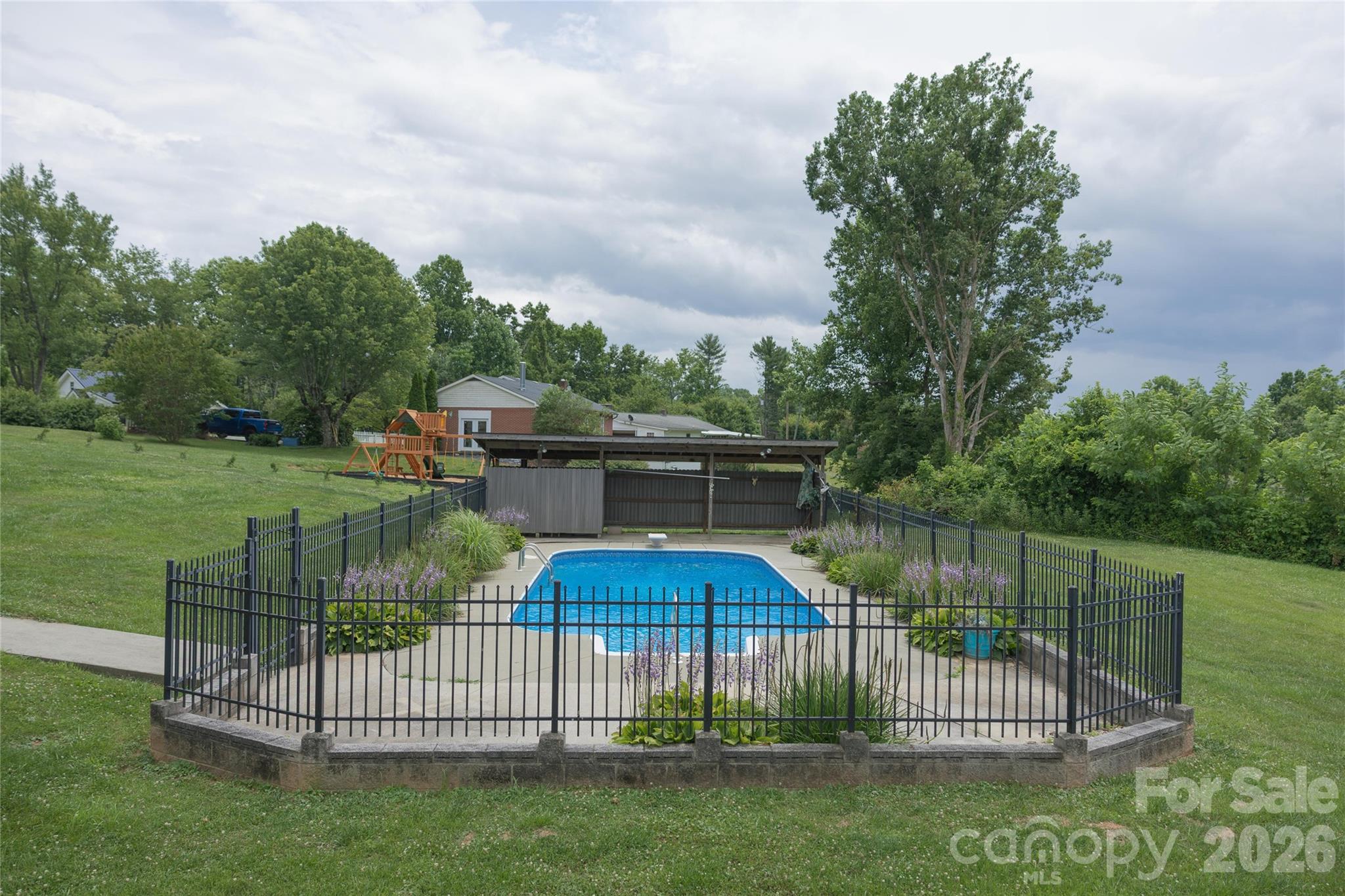 102 Phillips Road Spruce Pine, NC 28777 - Photo 20 of 22