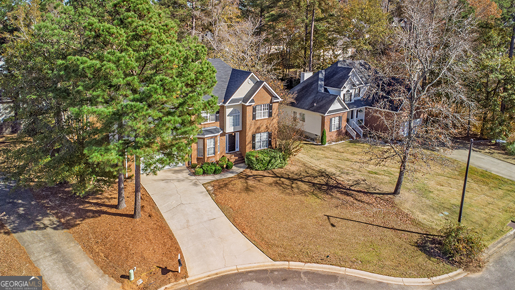 643 Millrun Court Macon, GA 31210 - Photo 4 of 45 a view of a house with a yard
