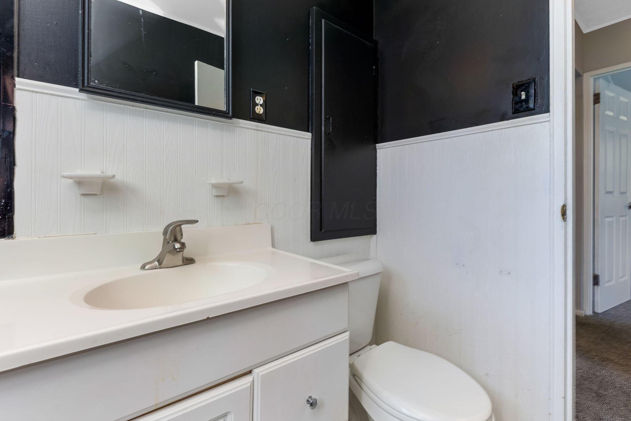 985 Bucknell Road Columbus, OH 43213 - Photo 18 of 34 26-web-or-mls-G02A0806