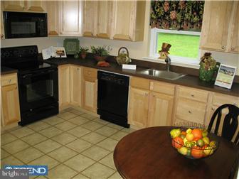 780 Taylor Road Downingtown, PA 19335 - Photo 6 of 12 Kitchen