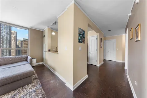 $550,000 | 420 East Waterside Drive, Unit 2303, Chicago, IL 60601