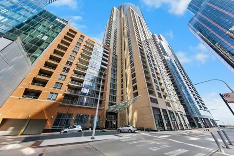 $550,000 | 420 East Waterside Drive, Unit 2303, Chicago, IL 60601