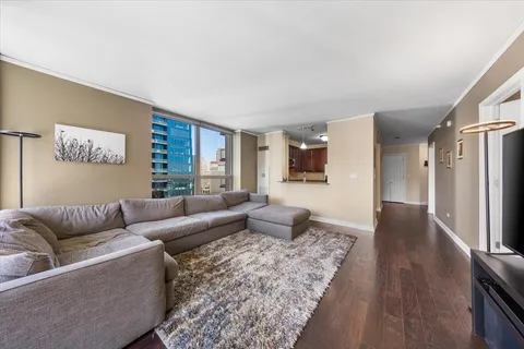 $550,000 | 420 East Waterside Drive, Unit 2303, Chicago, IL 60601