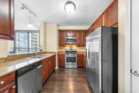 $550,000 | 420 East Waterside Drive, Unit 2303, Chicago, IL 60601