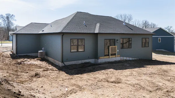 $499,900 | 2855 Deer Path Way, Beloit, WI 53511