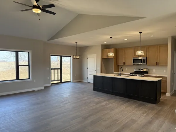 $499,900 | 2855 Deer Path Way, Beloit, WI 53511