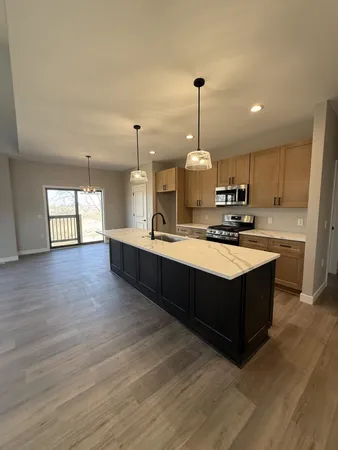 $499,900 | 2855 Deer Path Way, Beloit, WI 53511