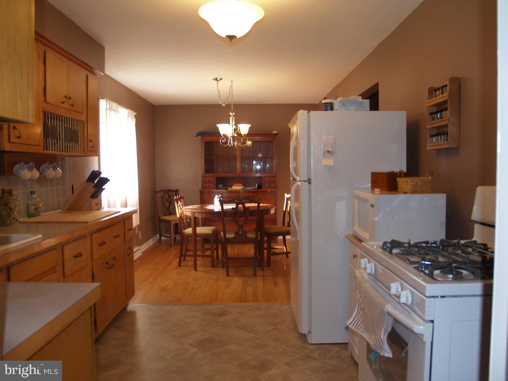 116 Whitney Road Lancaster, PA 17603 - Photo 13 of 24 Gallery Image 13