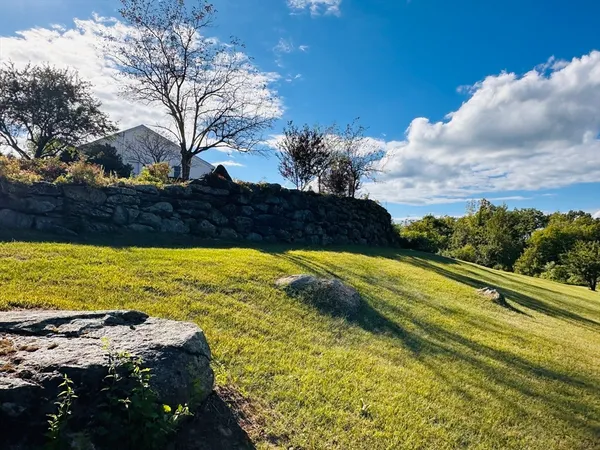 $839,900 | 1107 Jackson Road, Hardwick, MA 01037